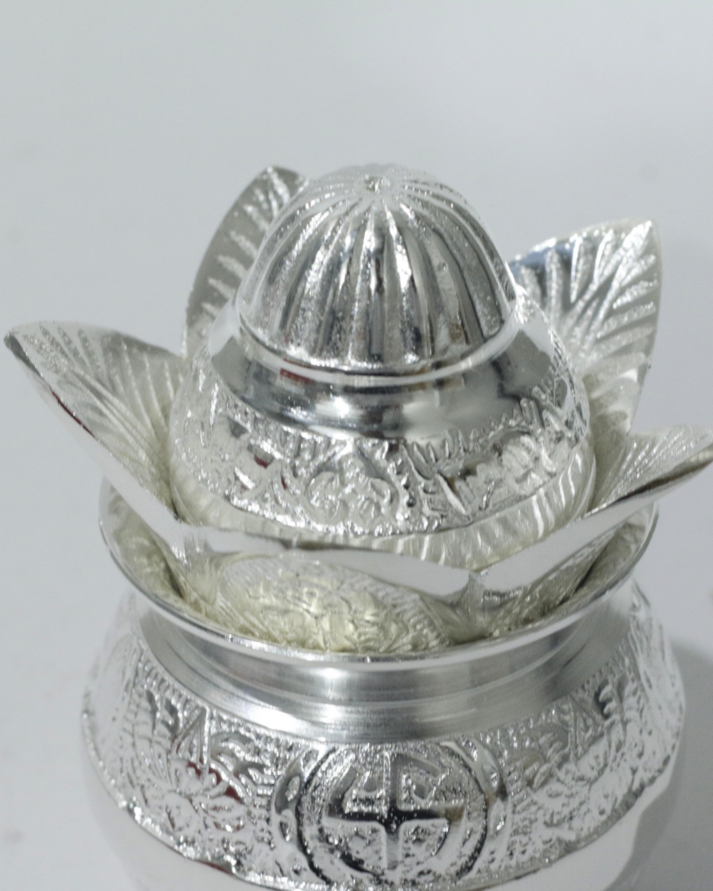 Silver Engraved Flower Kalash