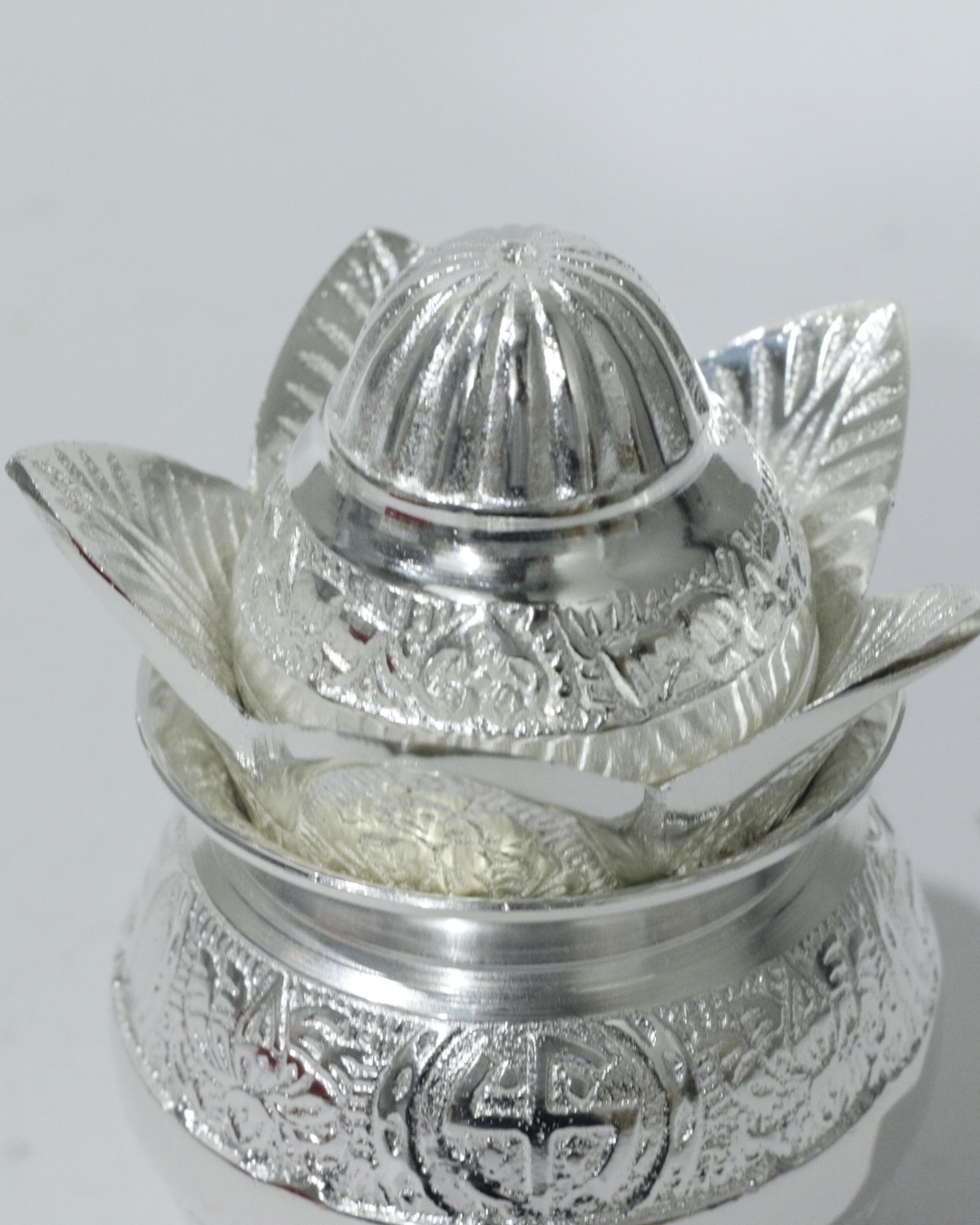 Silver Engraved Flower Kalash