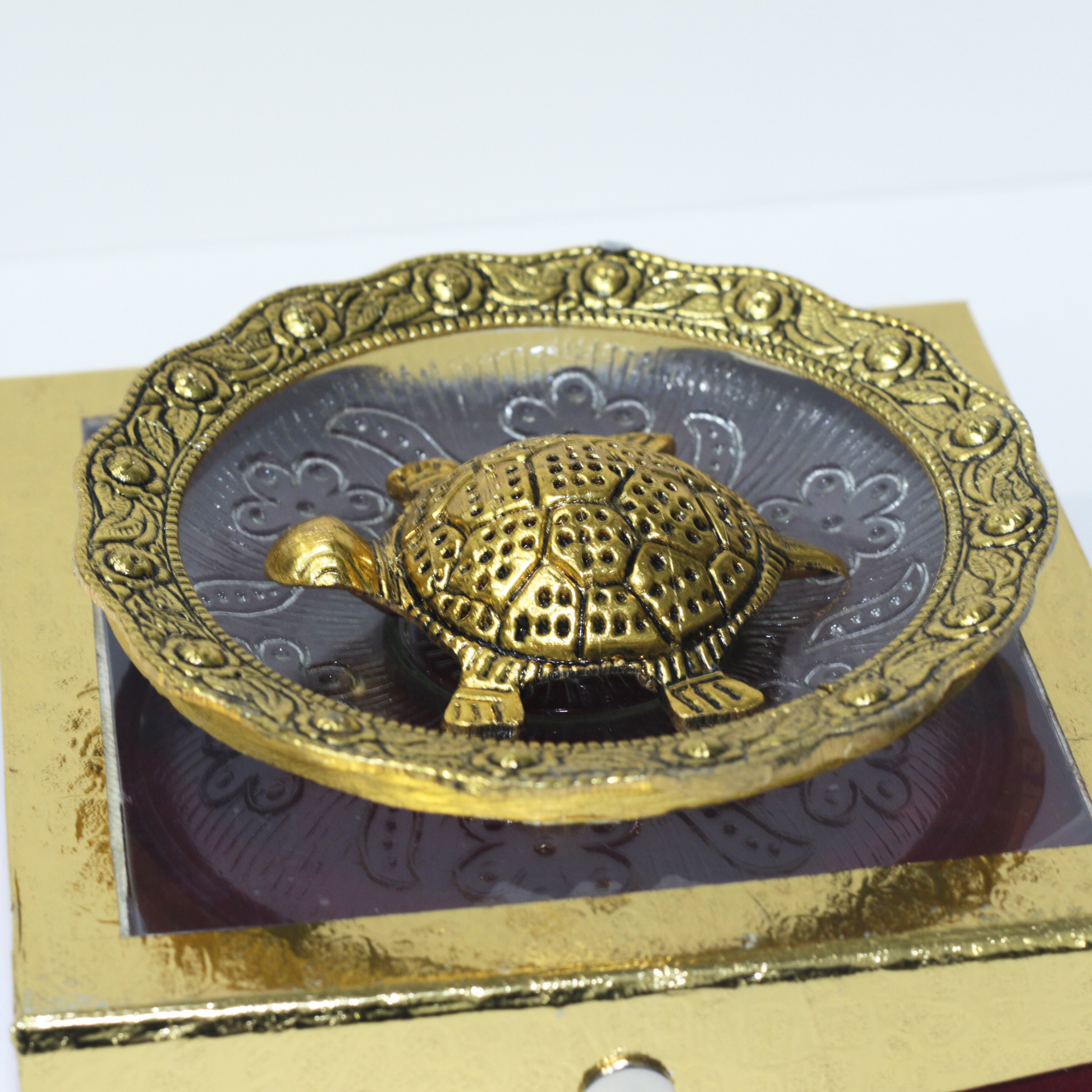 Vastu Turtle Set with Glass Tray