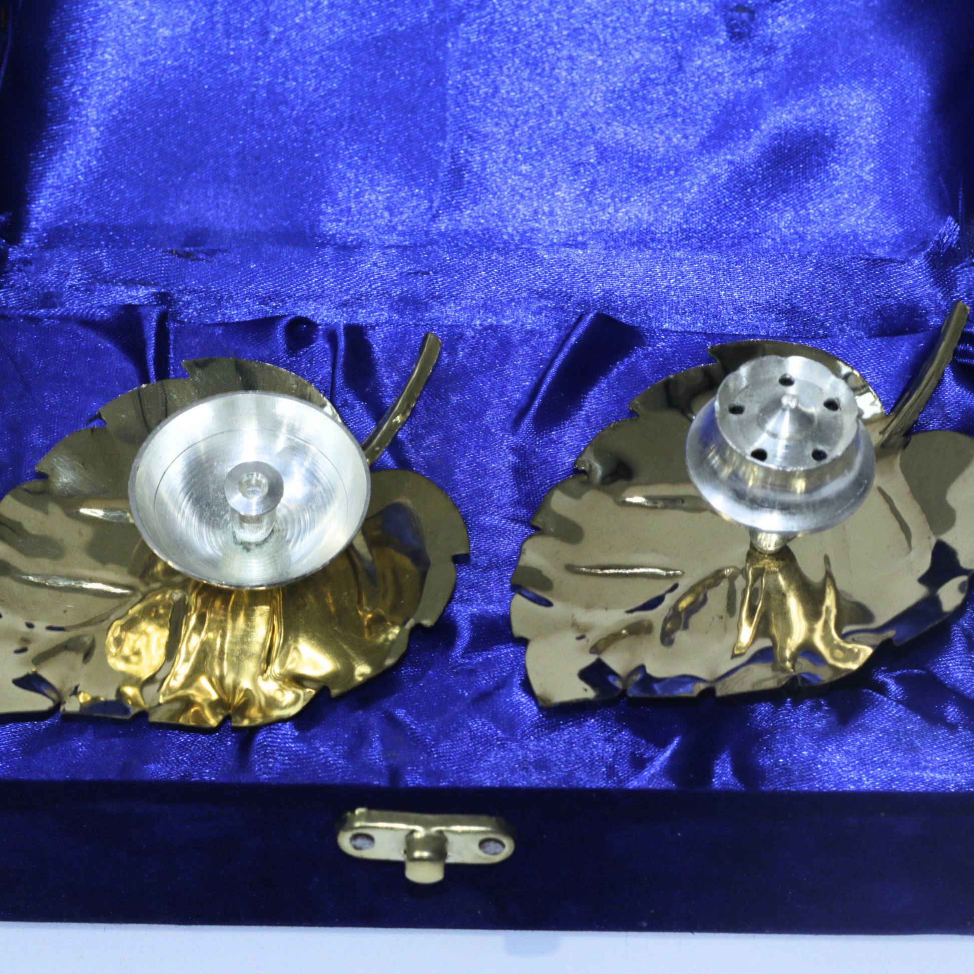 Double Leaf Diya and Incense Holder Gift Set