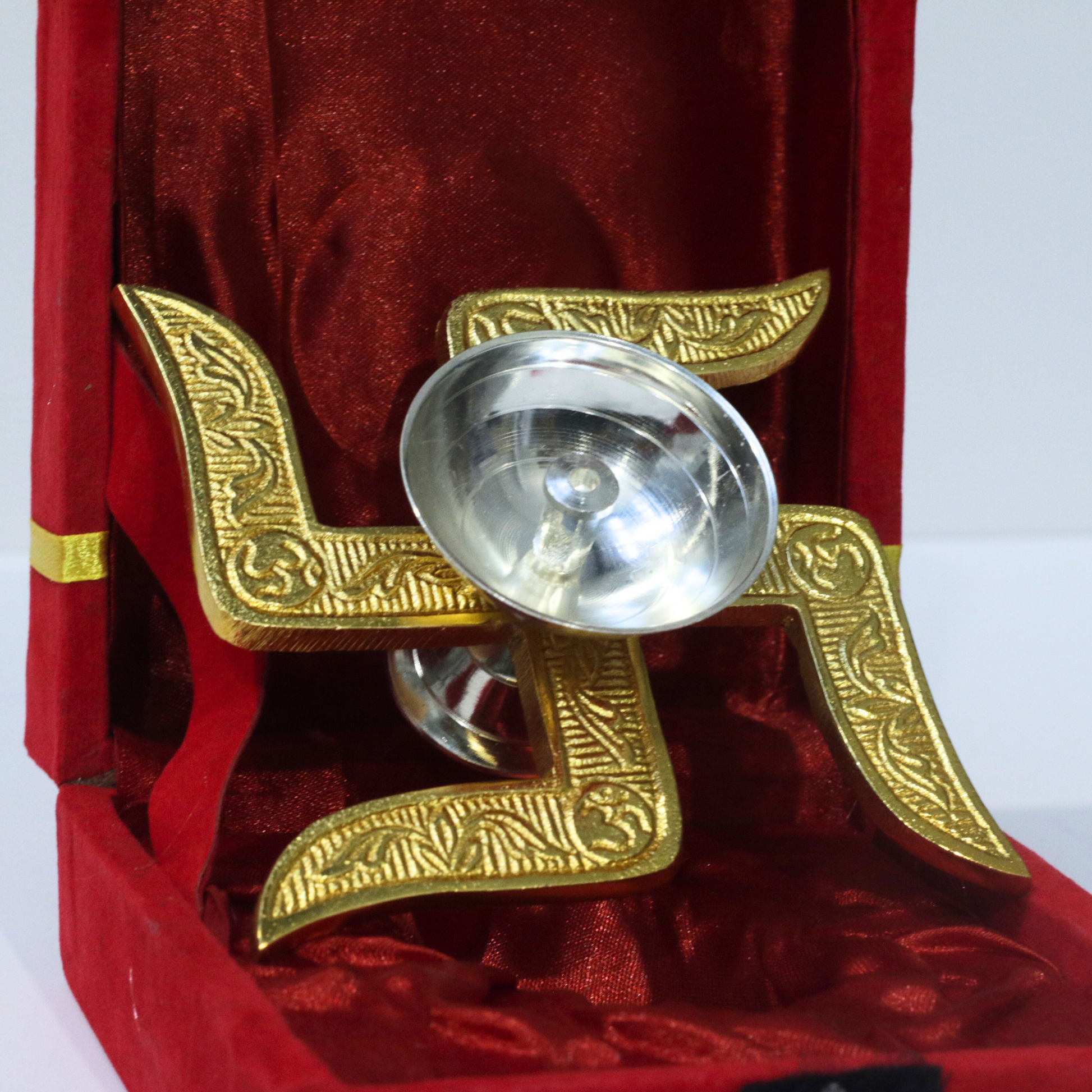 Swastik Diya Gift Set