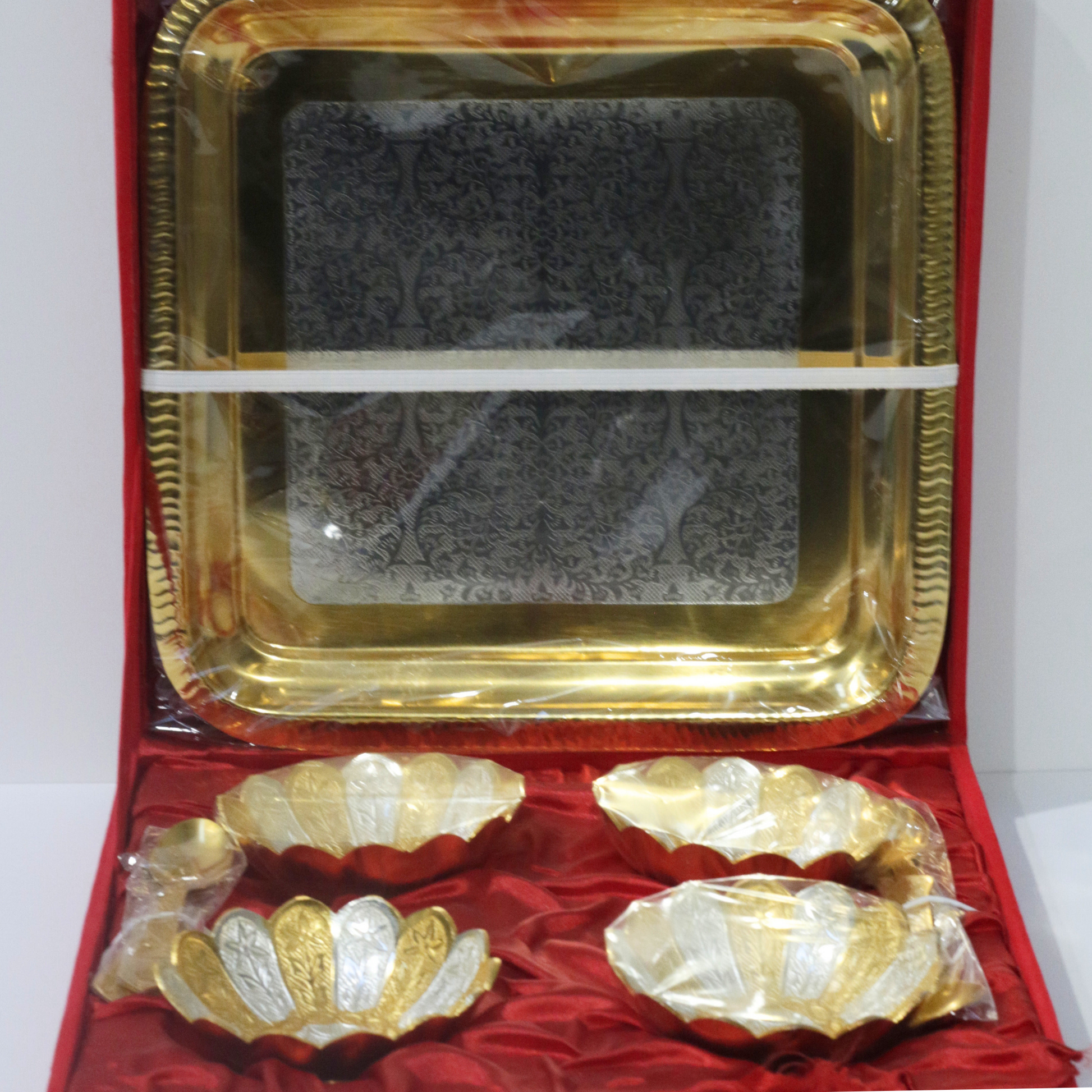 Golden Bowl Set
