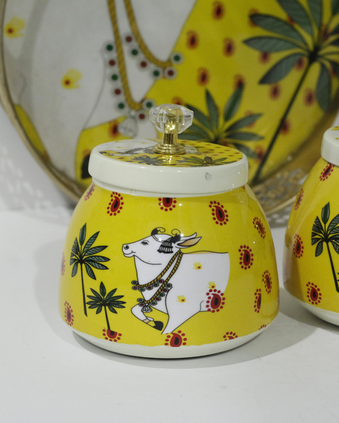 Yellow Cow Tray Set