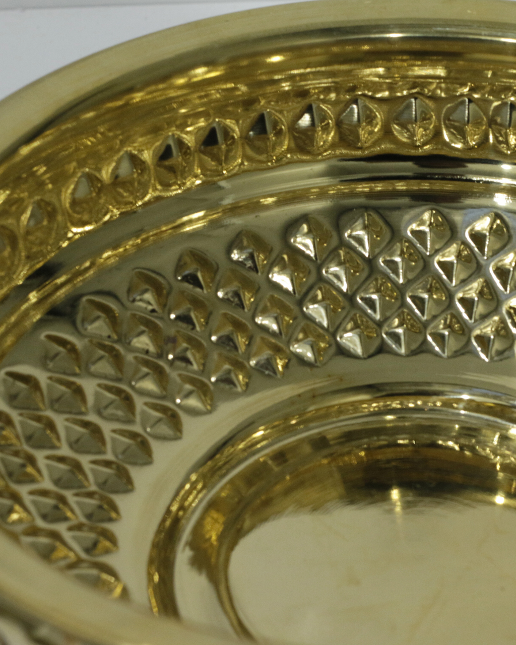 Premium Gold Urli
