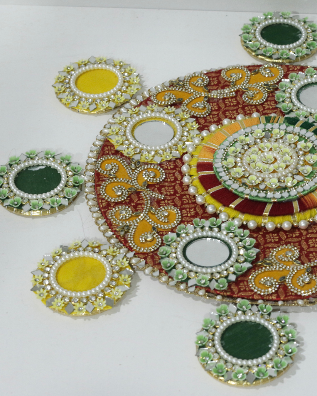 Red/Green/Yellow 9 Piece Rangoli Set