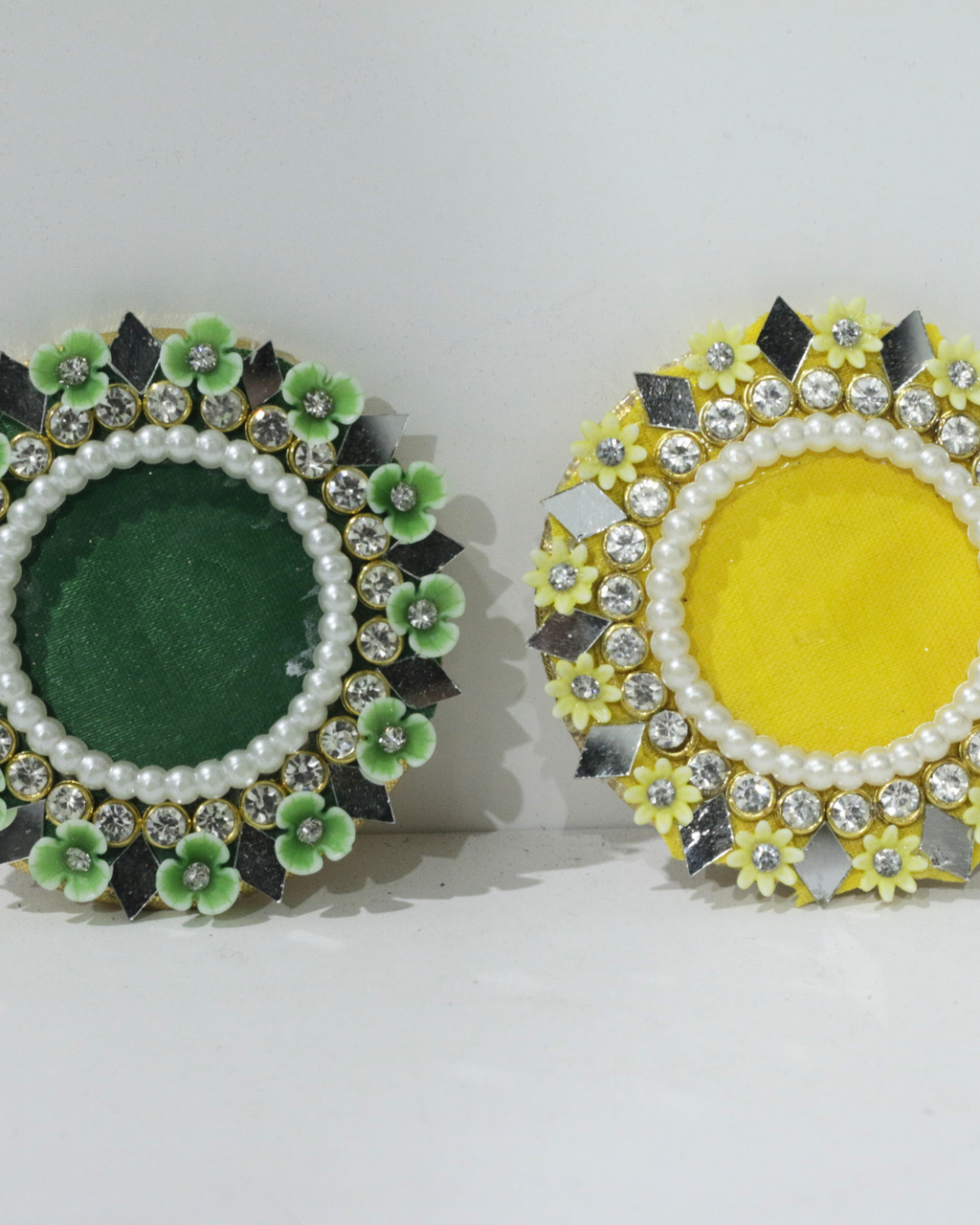Red/Green/Yellow 9 Piece Rangoli Set