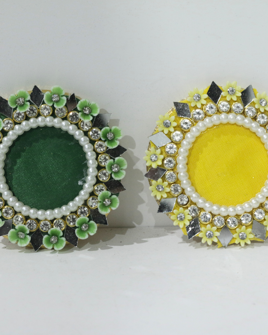 Red/Green/Yellow 9 Piece Rangoli Set
