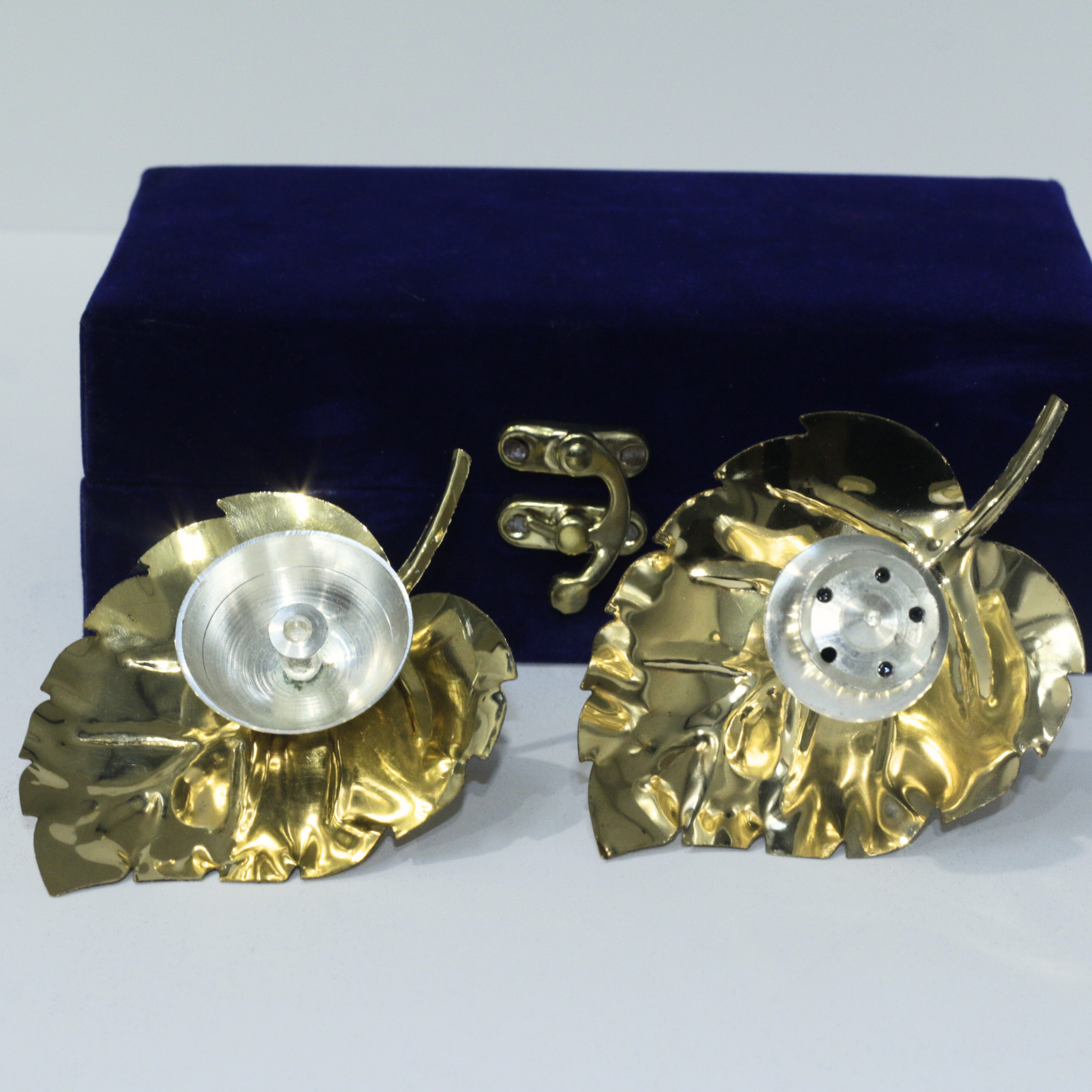Double Leaf Diya and Incense Holder Gift Set