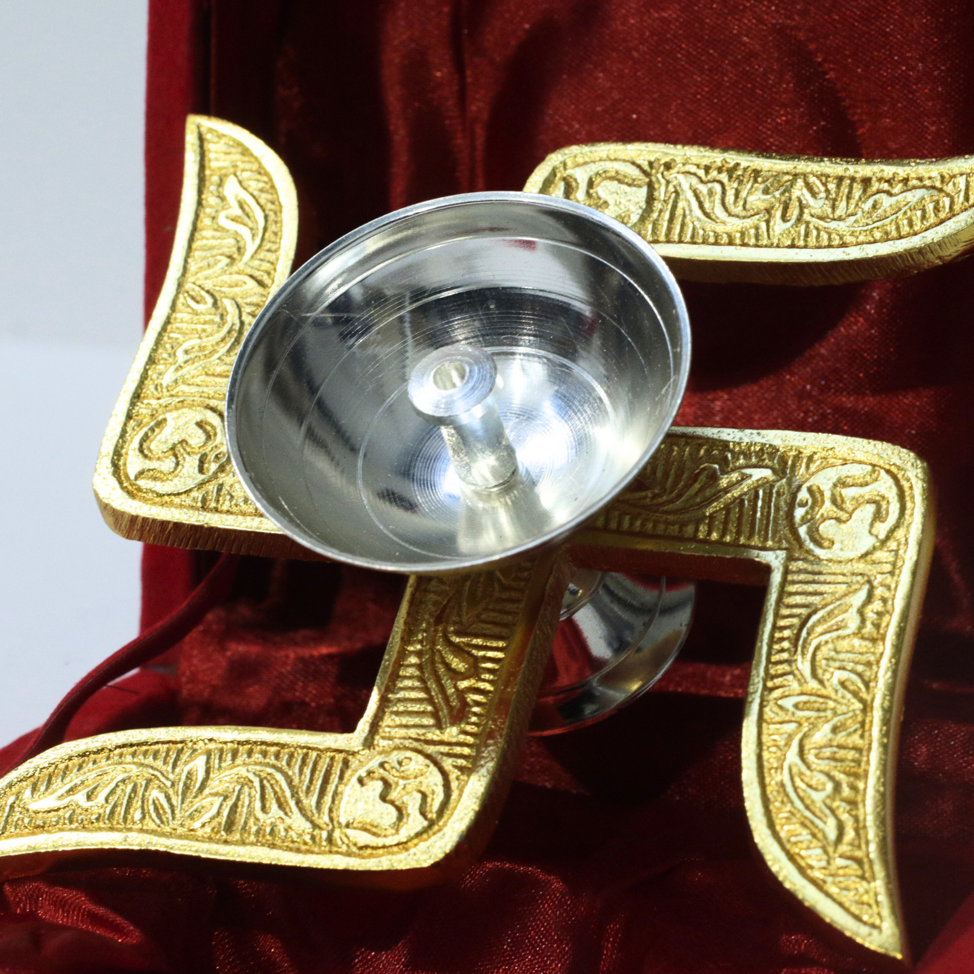 Swastik Diya Gift Set