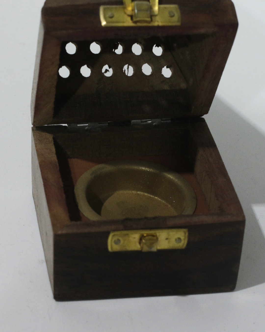 Wooden Triangle Dhoop Burner